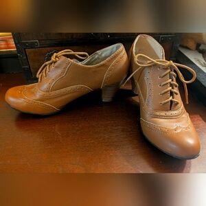 Brown Faux Leather Amani Pumps